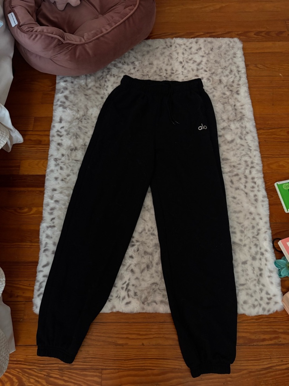 ALO Yoga Accolade Black Sweatpants